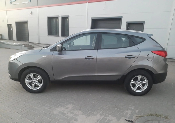 Hyundai Tucson cena 38500 przebieg: 155475, rok produkcji 2012 z Mrągowo małe 301